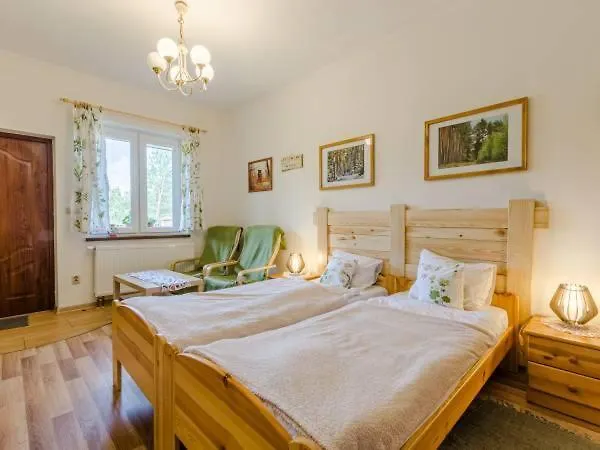 Lesny Semesterbostad *